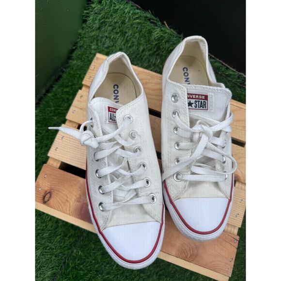Converse-Chuck Taylor- Classic White- Low Tops- Size 7M/9W - Picture 9 of 10